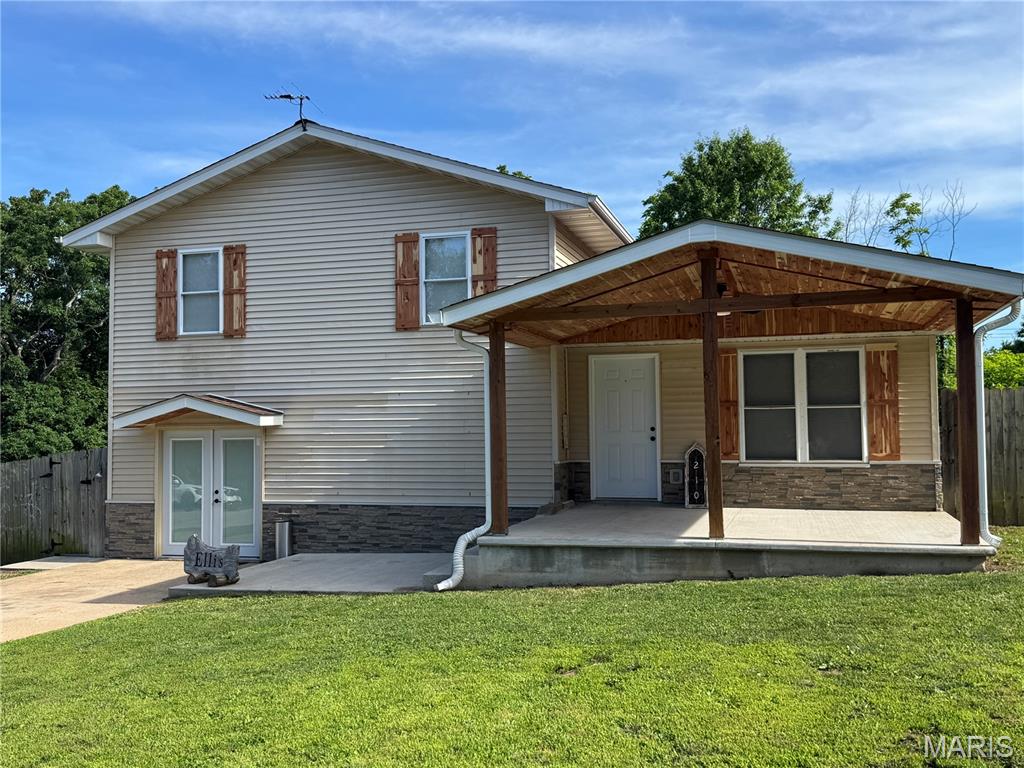 Photo of 210 W Jackson Avenue Owensville MO 65066