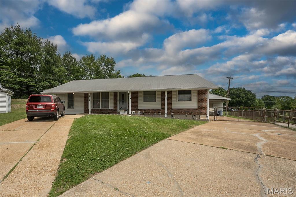 Photo of 2998 Foxwood Drive Maryland Heights MO 63043
