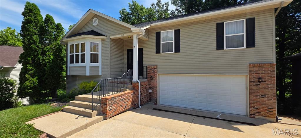 Photo of 1216 Flagstone Terrace Lake St Louis MO 63367