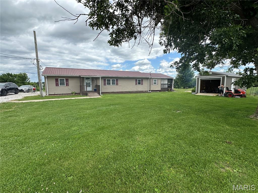 Photo of 37 S State Route 267 Greenfield IL 62044