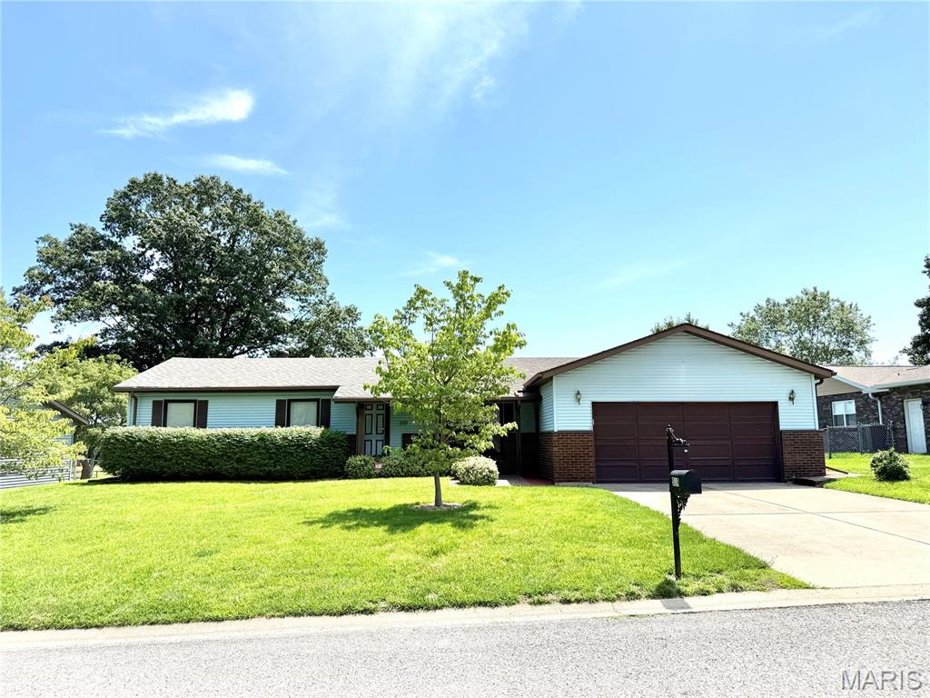 Photo of 519 Franklin Avenue Troy IL 62294