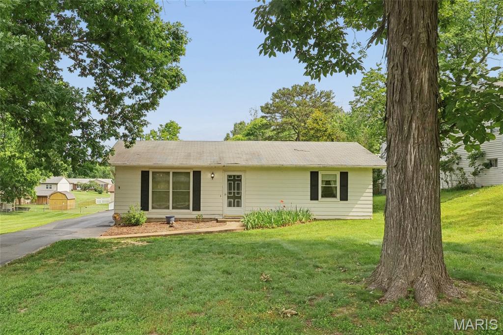 Photo of 118 Wallach Drive Murphy MO 63026