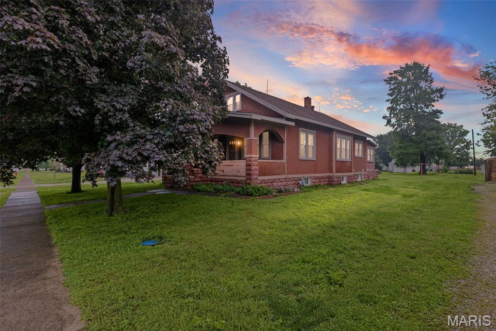 Photo of 150 N Park Street Hoyleton IL 62803