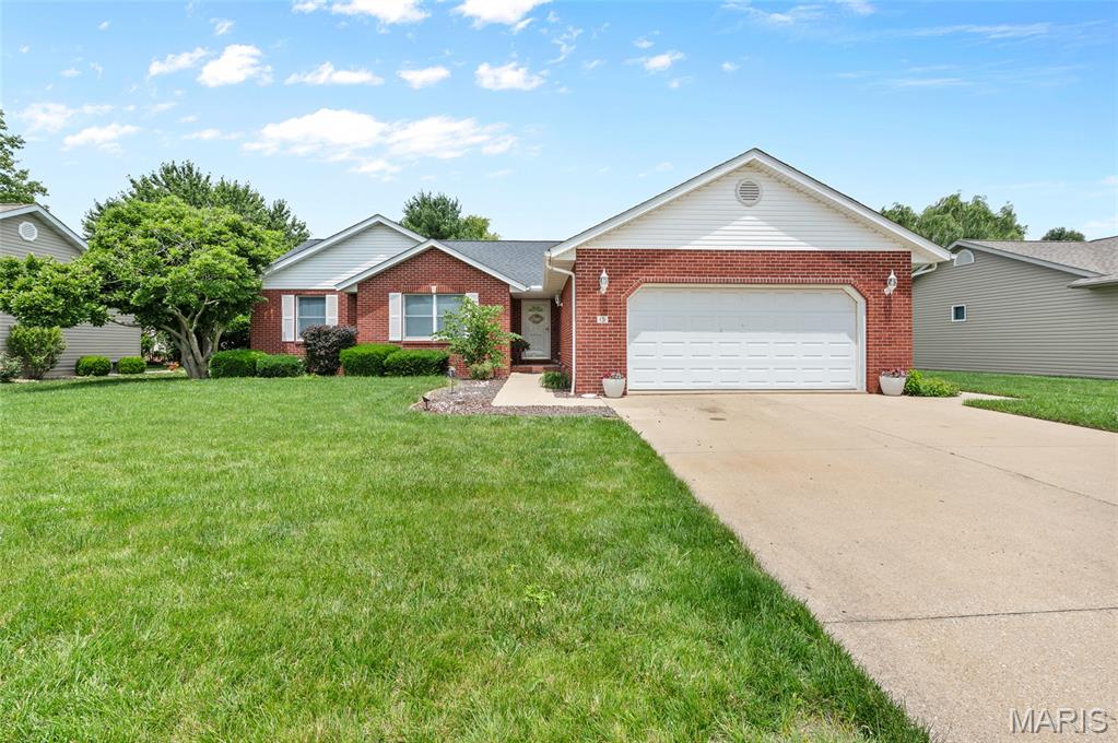 Photo of 15 QUAIL Drive Highland IL 62294
