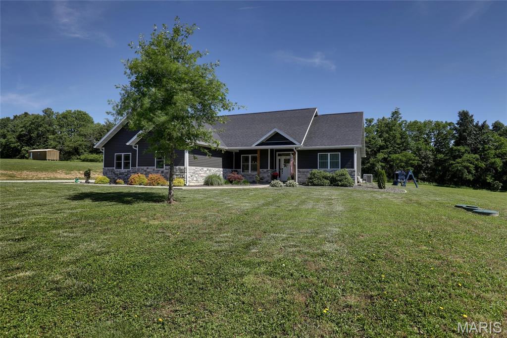 Photo of 56900 Patriot Lane New London MO 63459