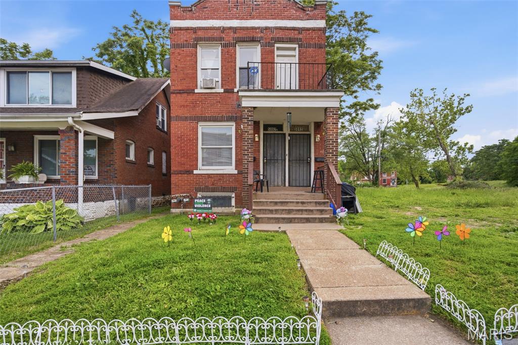 Photo of 5892 Highland Avenue St Louis MO 63112