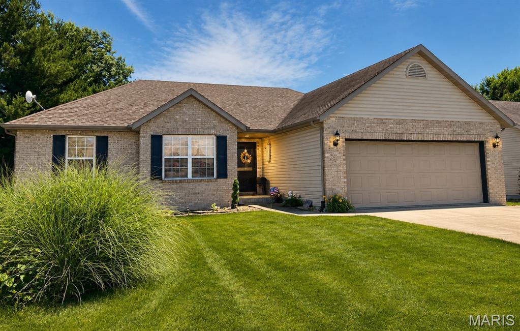 Photo of 2 Meadowbrooke Drive Troy IL 62294