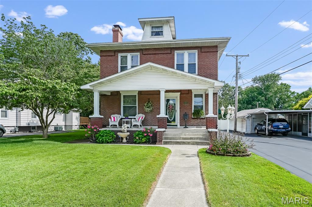 Photo of 842 Lewis Avenue Wood River IL 62095