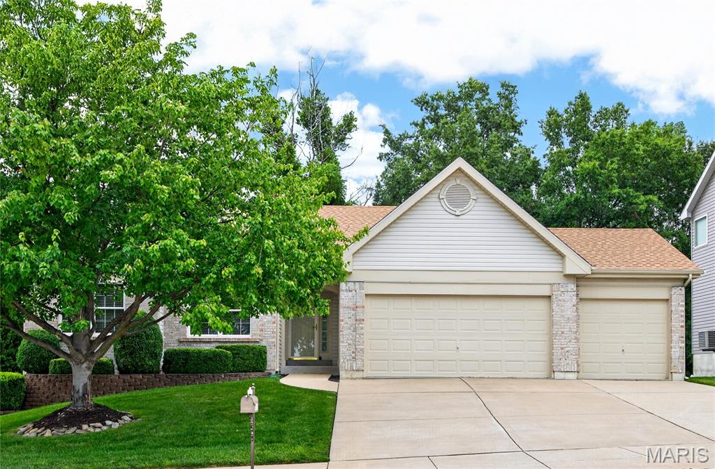 Photo of 4181 Stonecroft Drive St Charles MO 63304
