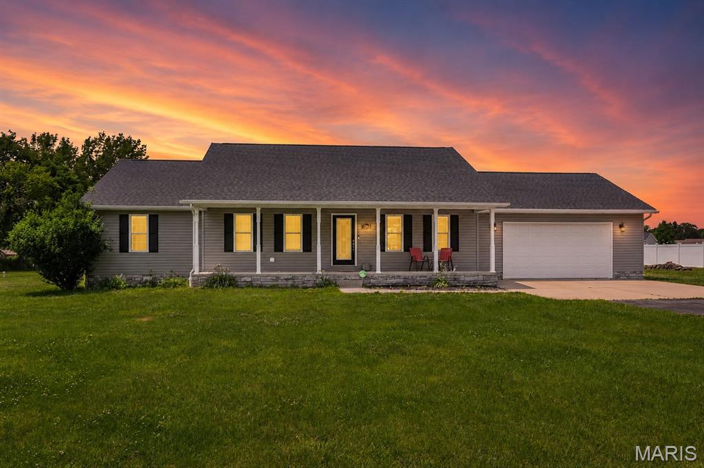 Photo of 12063 Strawberry Road Carbondale IL 62901