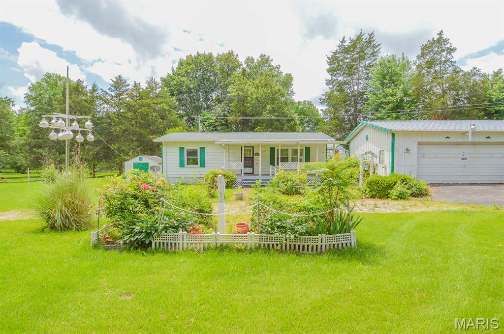 Photo of 10231 Sandy Drive Baldwin IL 62217