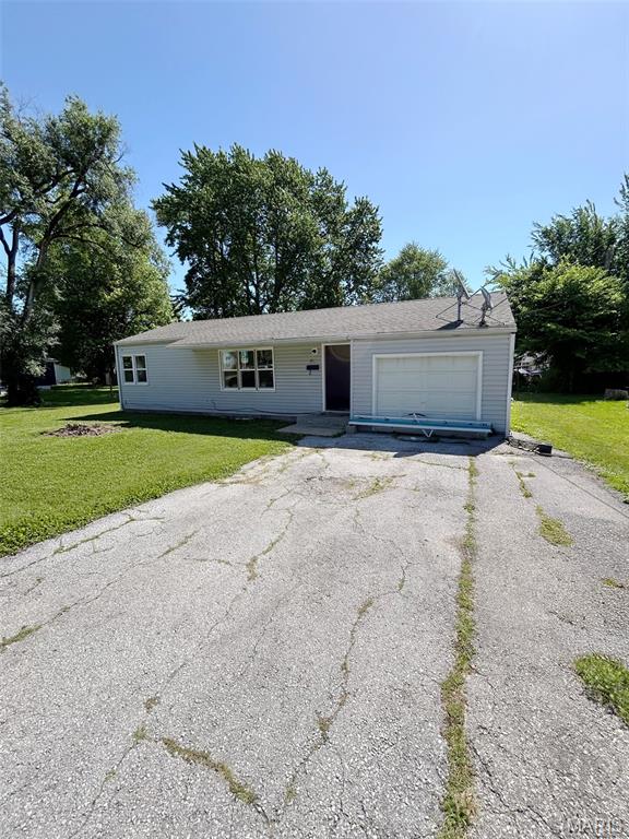 Photo of 806 Stella Street Montgomery City MO 63361