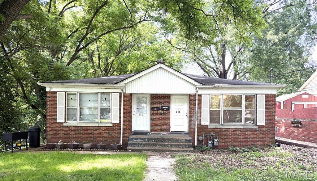 Photo of 314 W H Street Belleville IL 62226