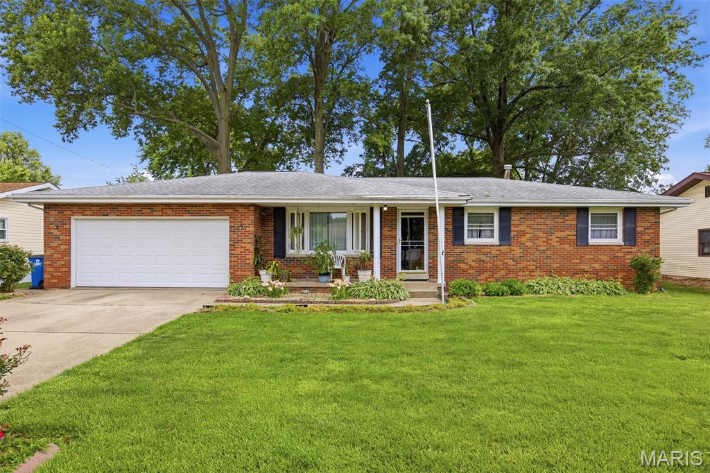 Photo of 1618 24th Street Highland IL 62249