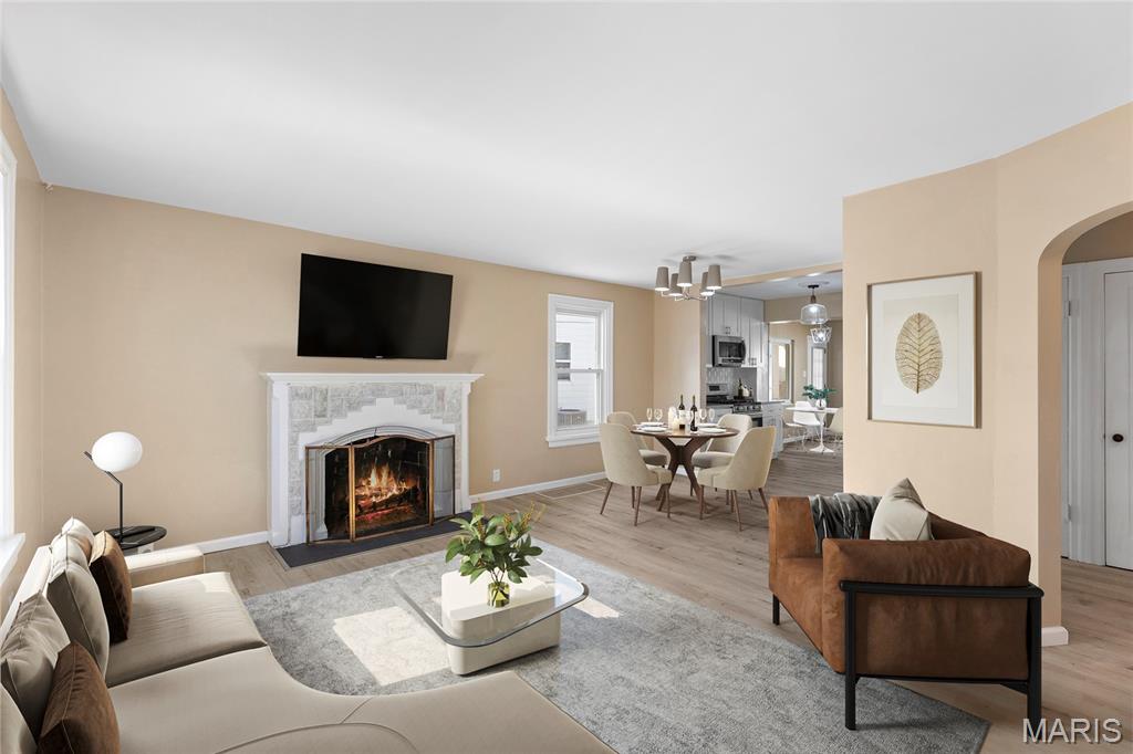Photo of 8257 Watson Road St Louis MO 63119