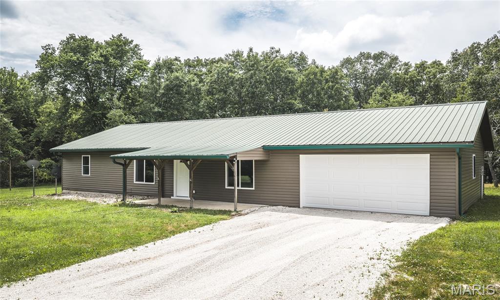 Photo of 8107 Highway 185 Sullivan MO 63056