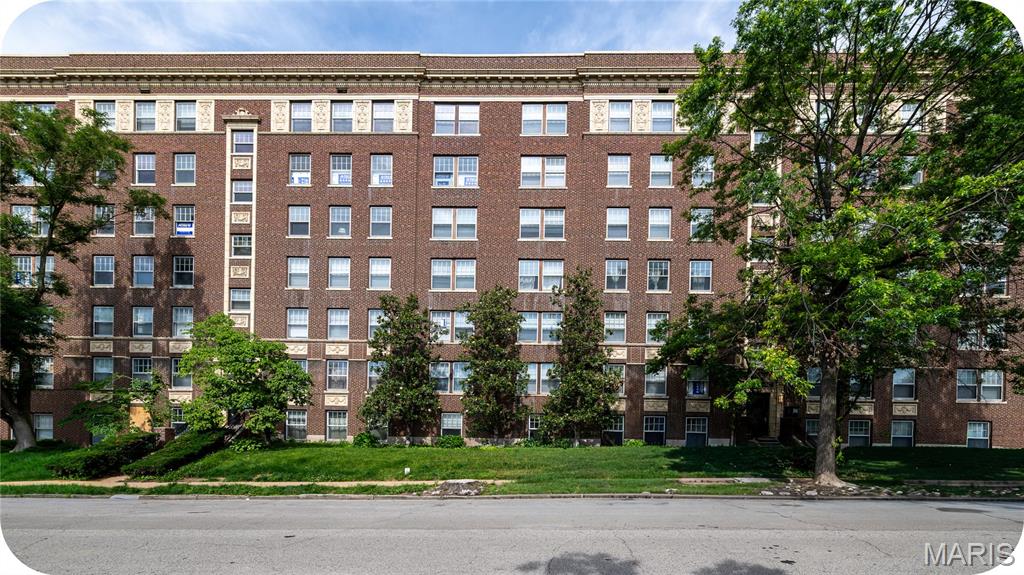 Photo of 329 Belt Avenue #401 St Louis MO 63112