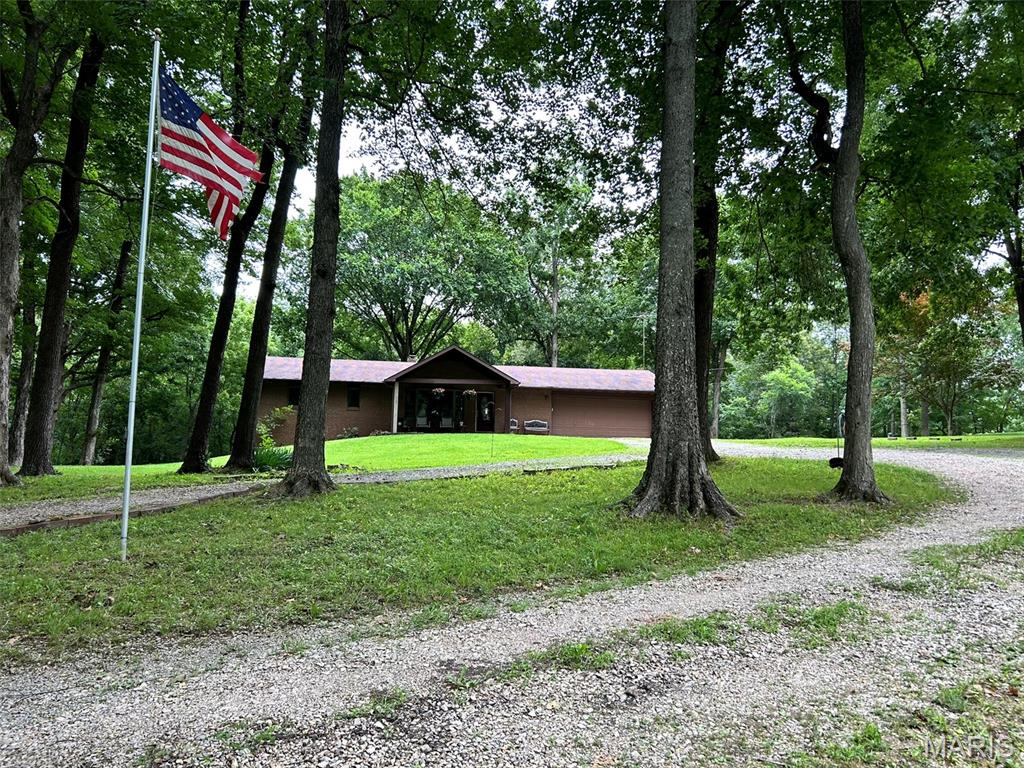 Photo of 310 Granite Lane Jackson MO 63755