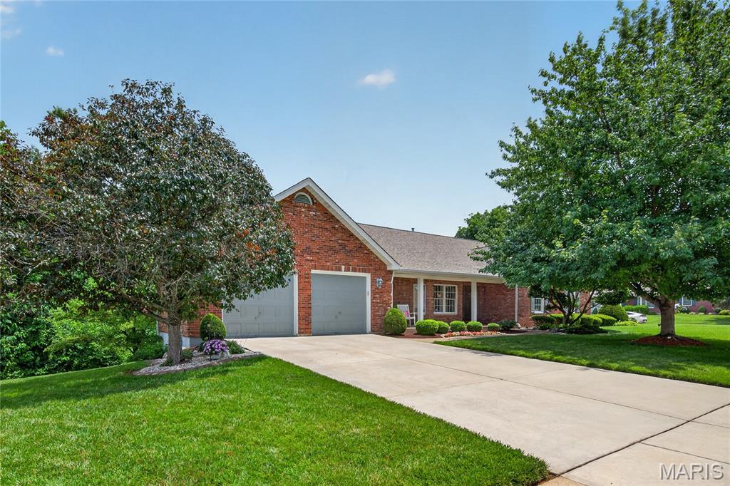 Photo of 1136 Black Forest Drive St Charles MO 63301
