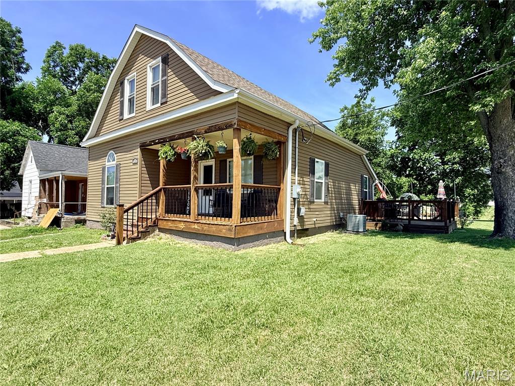 Photo of 321 S Shelby Street Perryville MO 63775