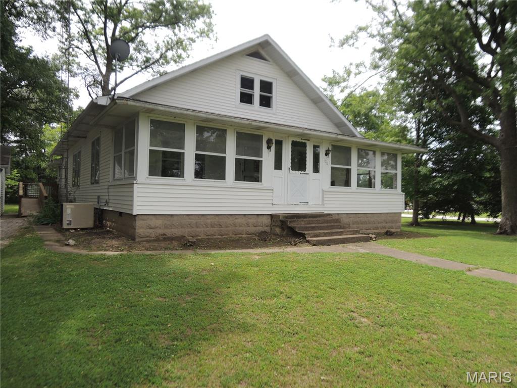 Photo of No Address Listed Mulberry Grove IL 62262