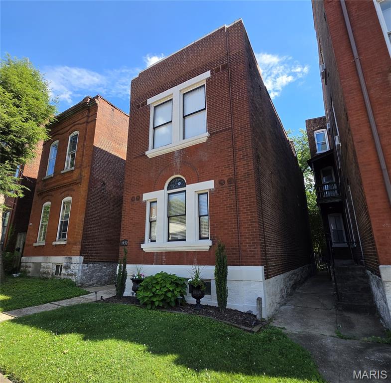 Photo of 1932 Withnell Avenue St Louis MO 63118