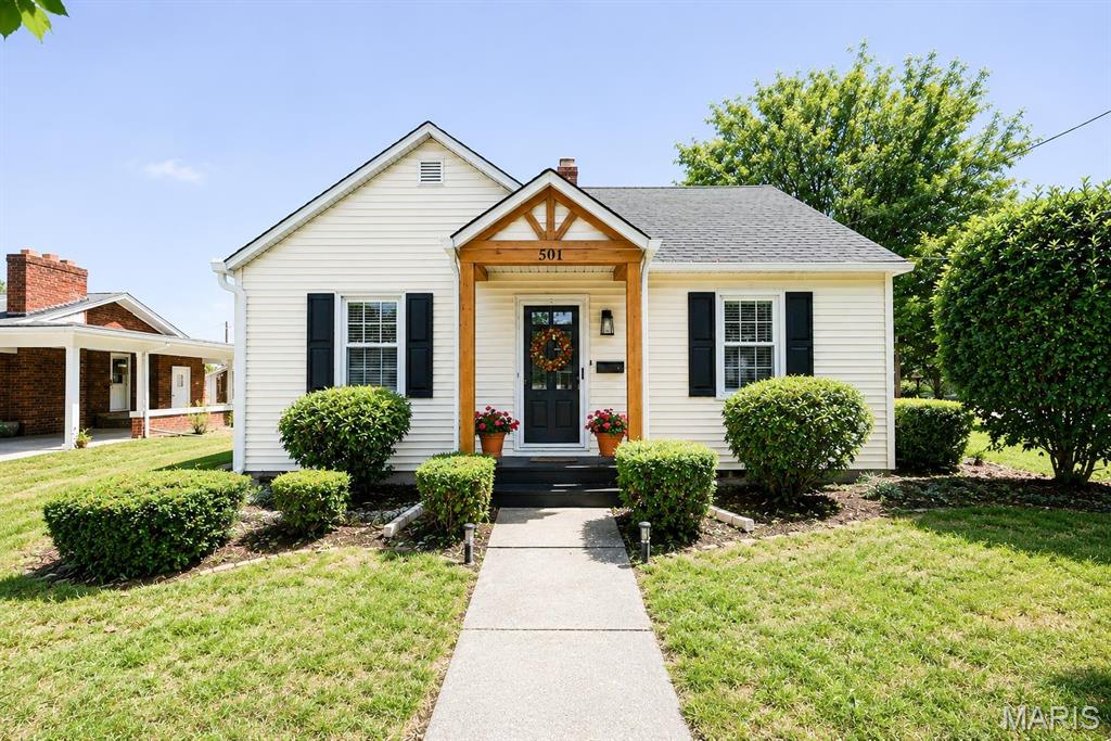 Photo of 501 N State Street Jerseyville IL 62052