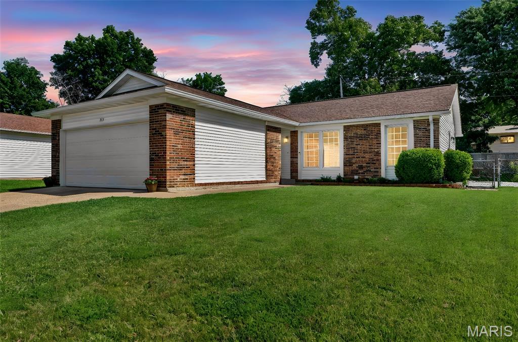 Photo of 375 Novara Drive Ballwin MO 63021