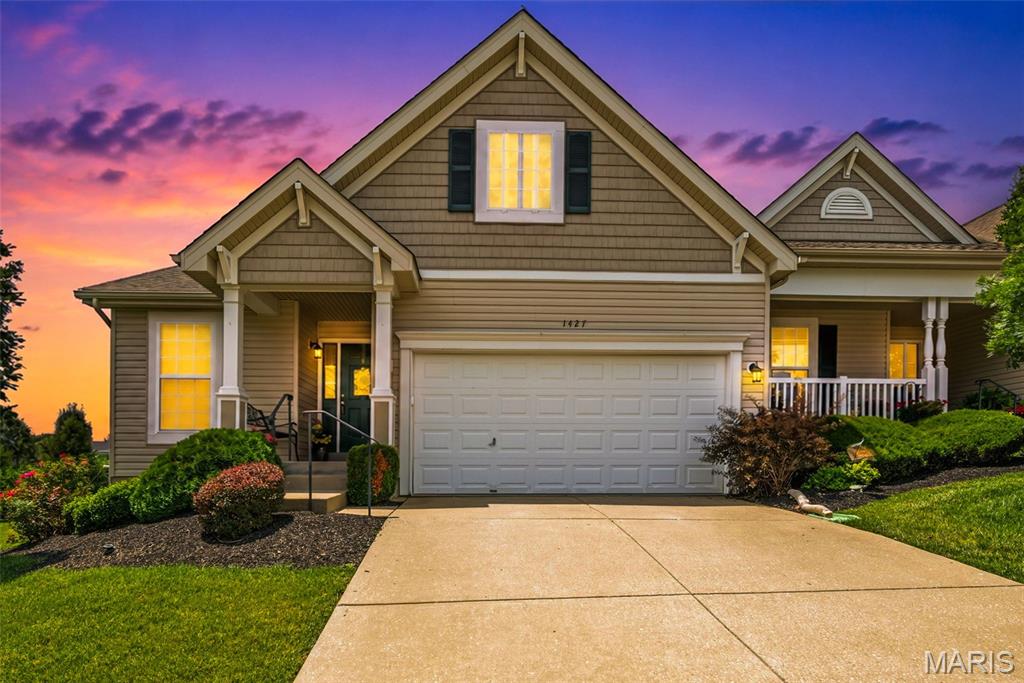 Photo of 1427 Colonial Drive St Charles MO 63304