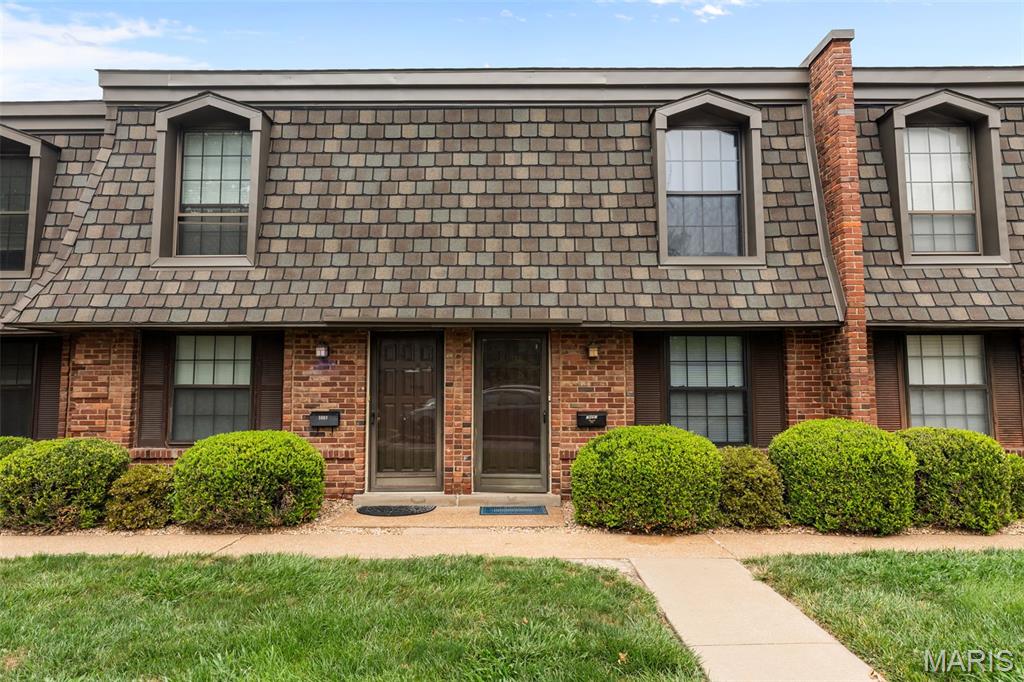 Photo of 1891 Mansard Drive St Louis MO 63125