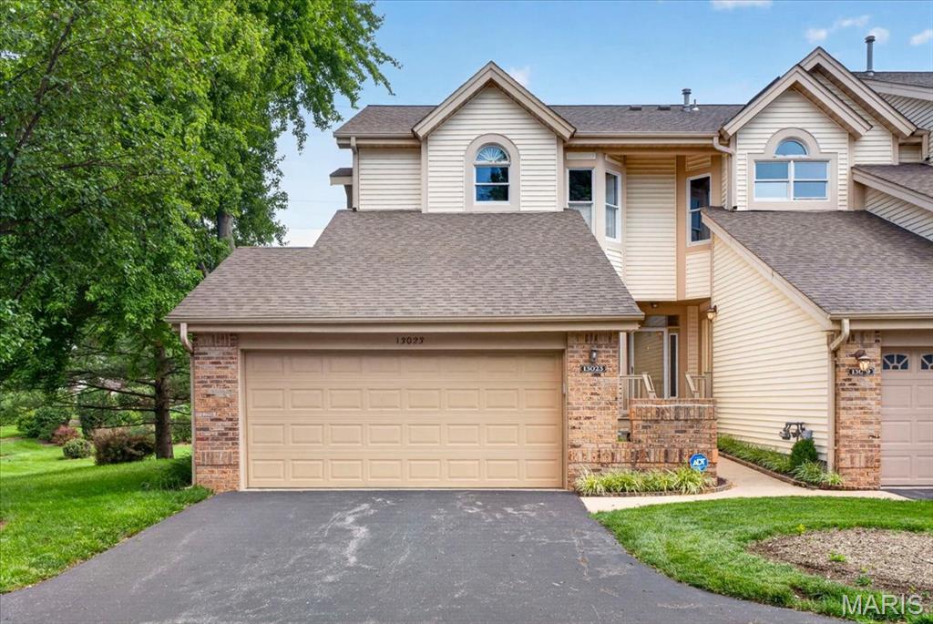 Photo of 13023 Autumn Fields Court St Louis MO 63146