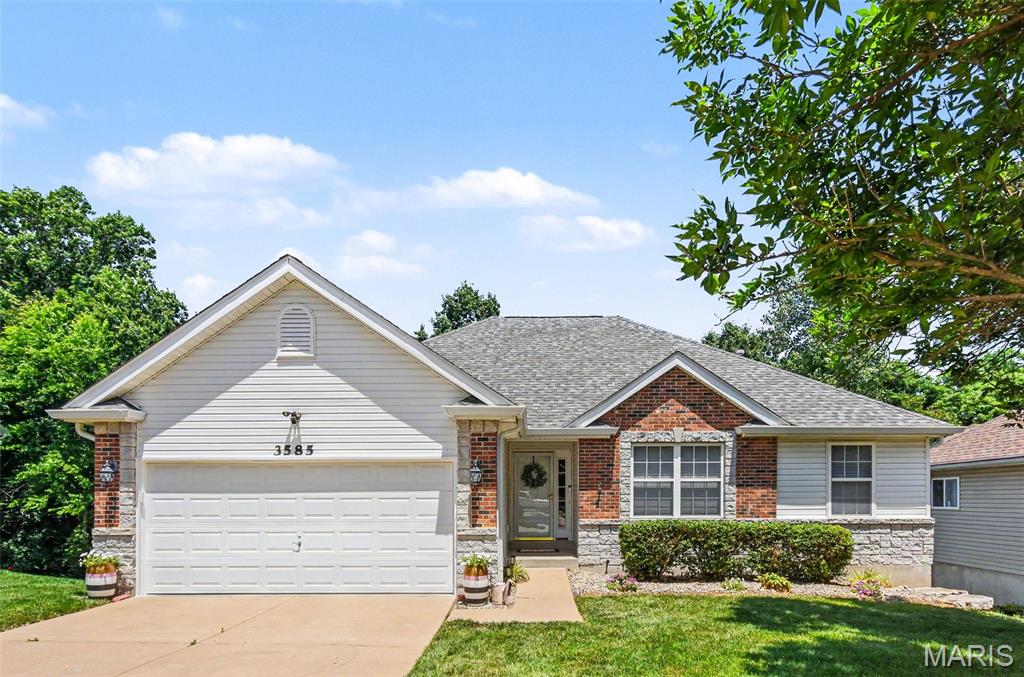Photo of 3585 Lakeview Heights Drive St Louis MO 63129