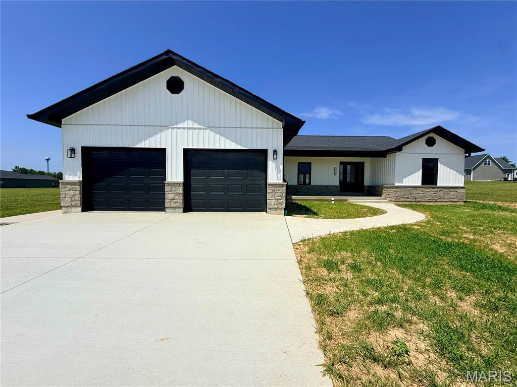 Photo of 1657 Redbud Court Perryville MO 63775