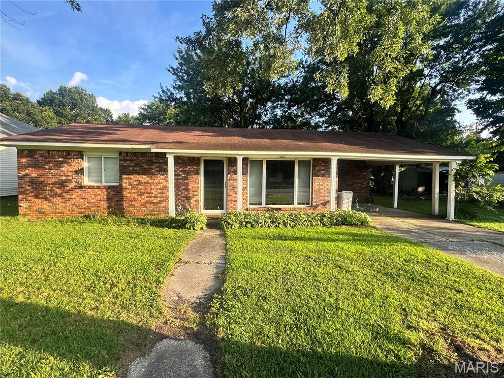 Photo of 114 E PHILLIPS AVE Lilbourn MO 63862
