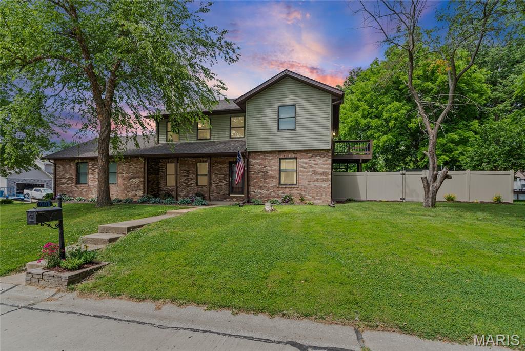 Photo of 608 Goldfinch Lane Troy IL 62294