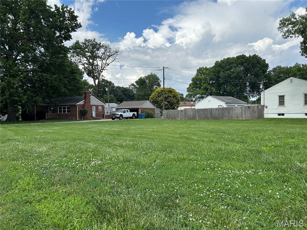 Photo of 1703 Pontoon Road Granite City IL 62040