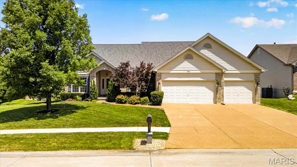 Photo of 805 Liberty Creek Drive Wentzville MO 63385