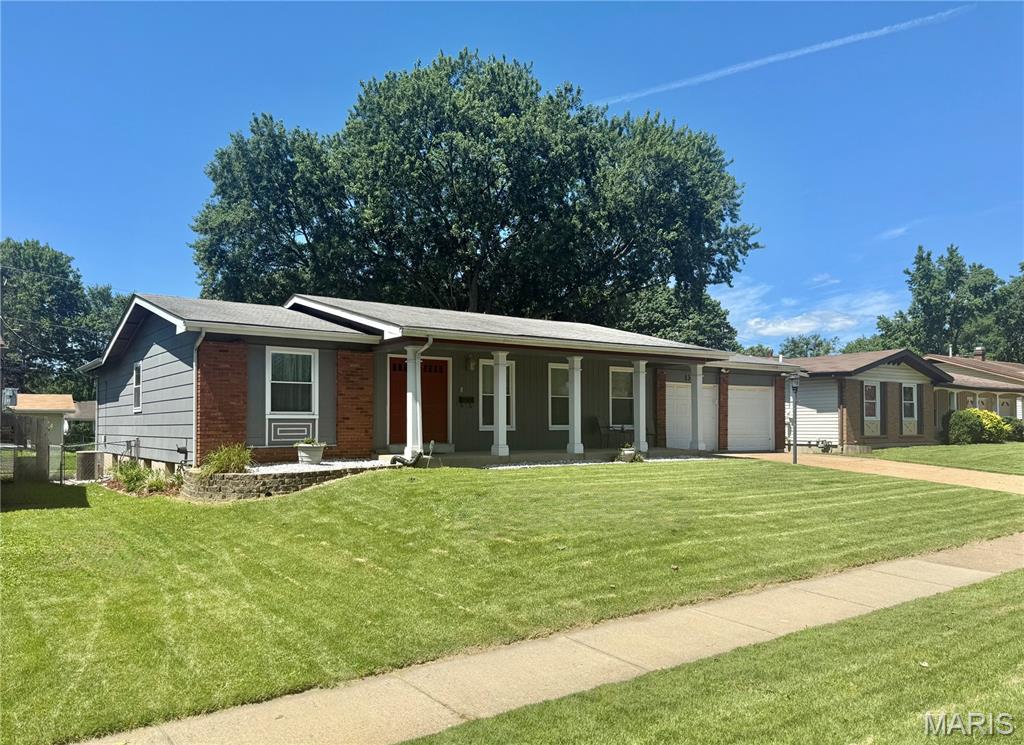 Photo of 1364 Kingsford Drive St Louis MO 63031