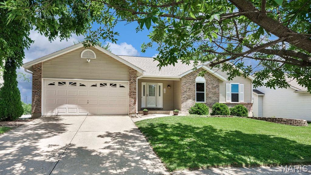 Photo of 20 Silverdale Court St Charles MO 63303