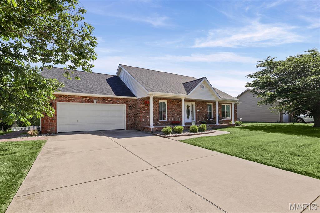 Photo of 428 Marbleton Circle O'Fallon IL 62269