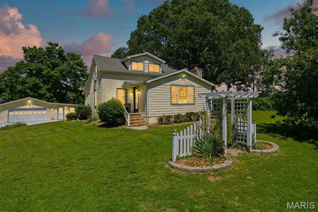 Photo of 255 Pickles Ford Trail St Clair MO 63077