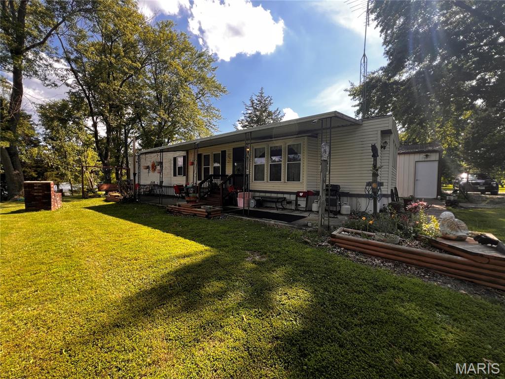 Photo of 8360 Club Lane Alma IL 62807