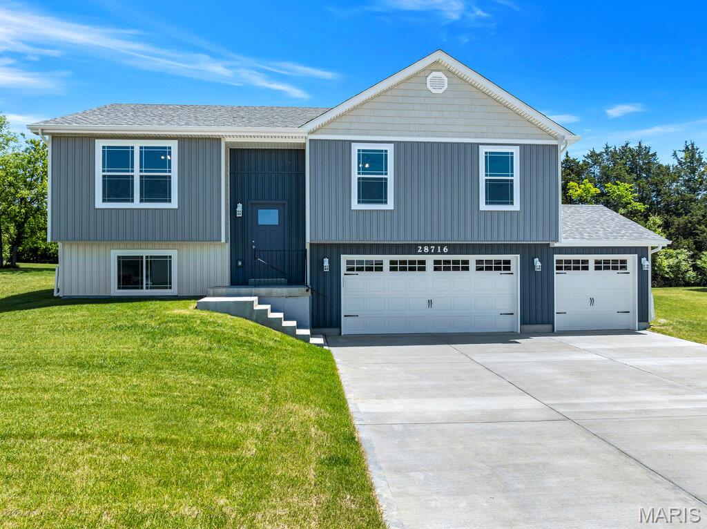 Photo of 28716 Woodland Heights Drive Warrenton MO 63383