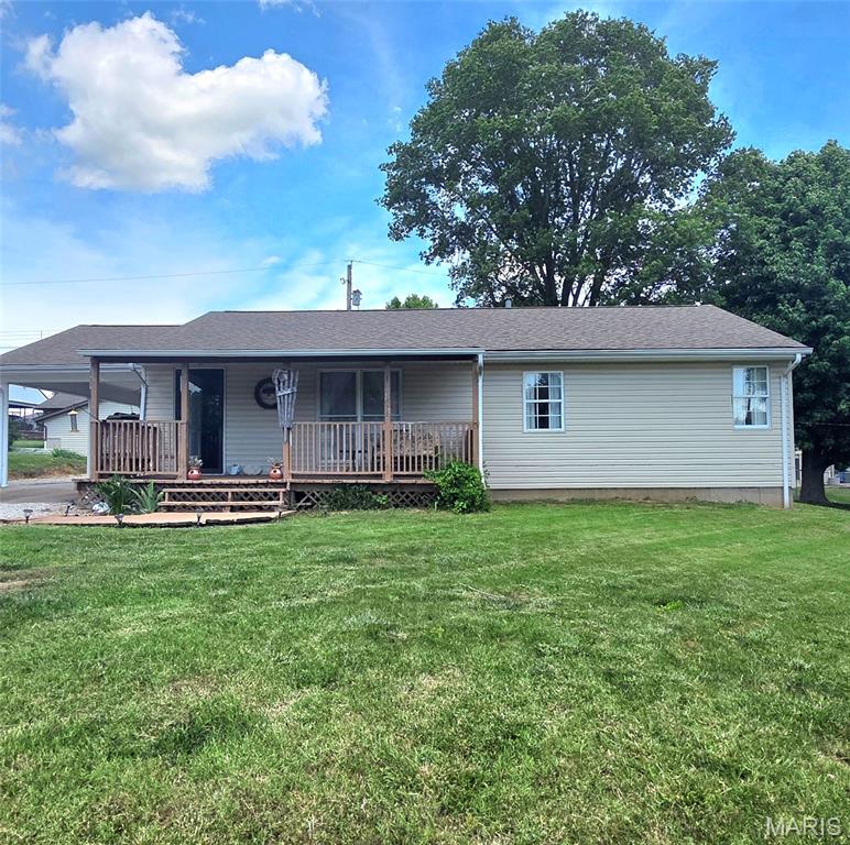Photo of 123 Allan Street Chester IL 62233