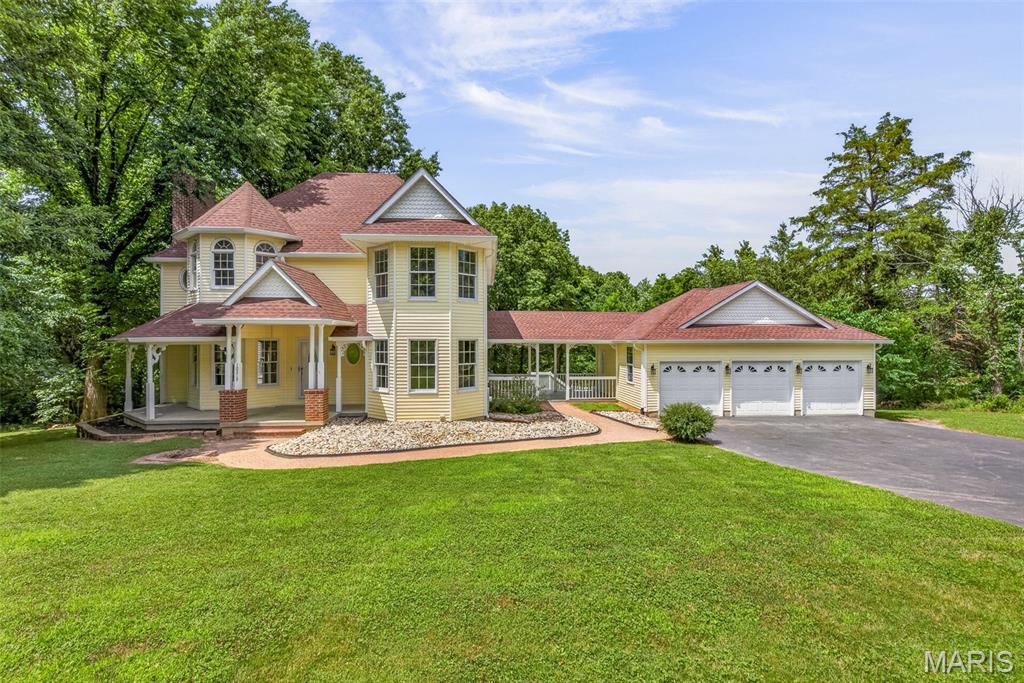 Photo of 10219 Huntington Ridge Festus MO 63028