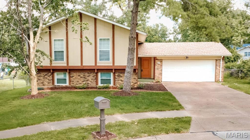 Photo of 367 Napoli Court Ballwin MO 63021