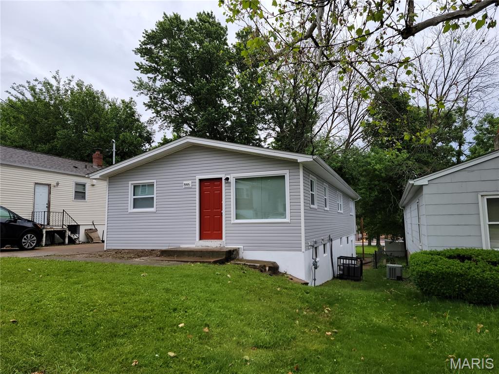 Photo of 846 Elsworth Place St Louis MO 63135