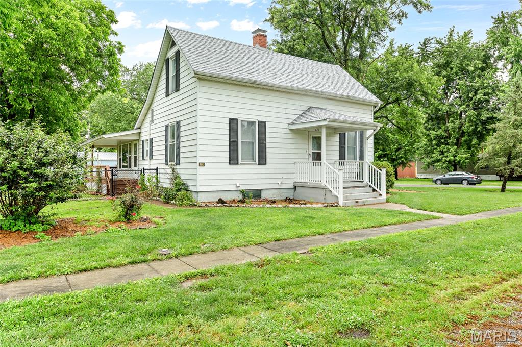 Photo of 426 N Nebraska Street Marine IL 62061