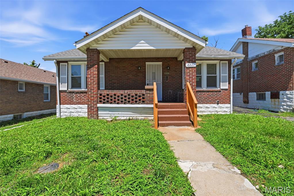 Photo of 8221 Toddy Avenue St John MO 63114