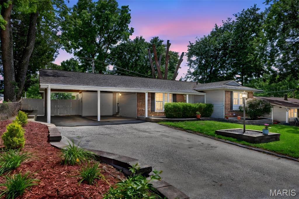 Photo of 12009 Quality Lane Maryland Heights MO 63043